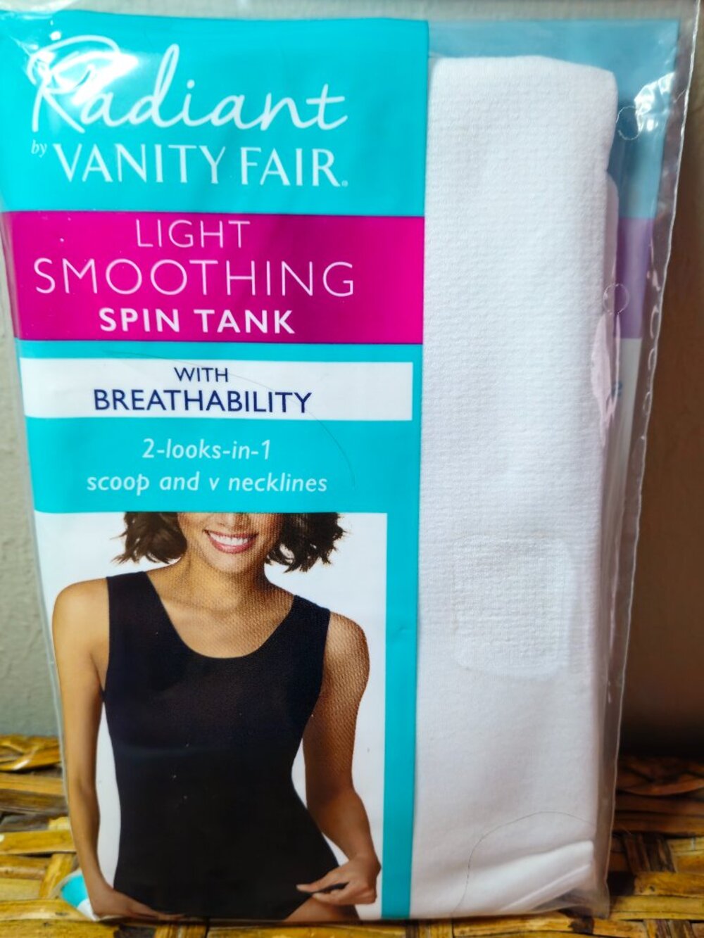 Radiant By Vanity Fair Light Smoothing Spin Tank Scoop & Vneck- White Size 2XL